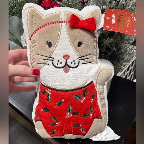 Christmas Cat Red Sweater & Bow Embroidered Cat Plush Pillow NWT - Picture 2 of 3